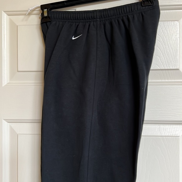 NWOT Nike sweatpants - Picture 3 of 7